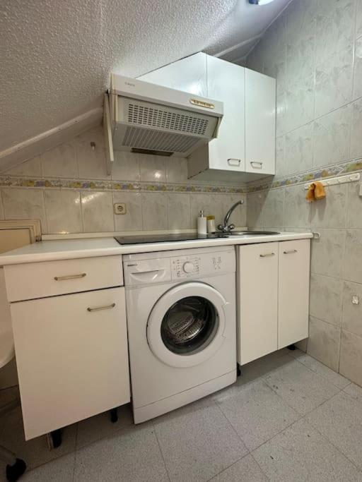 Cozy Apartment In Madrid Center Eksteriør bilde