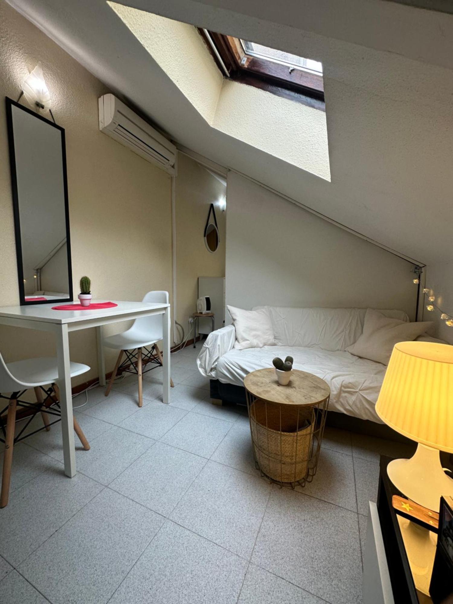 Cozy Apartment In Madrid Center Eksteriør bilde